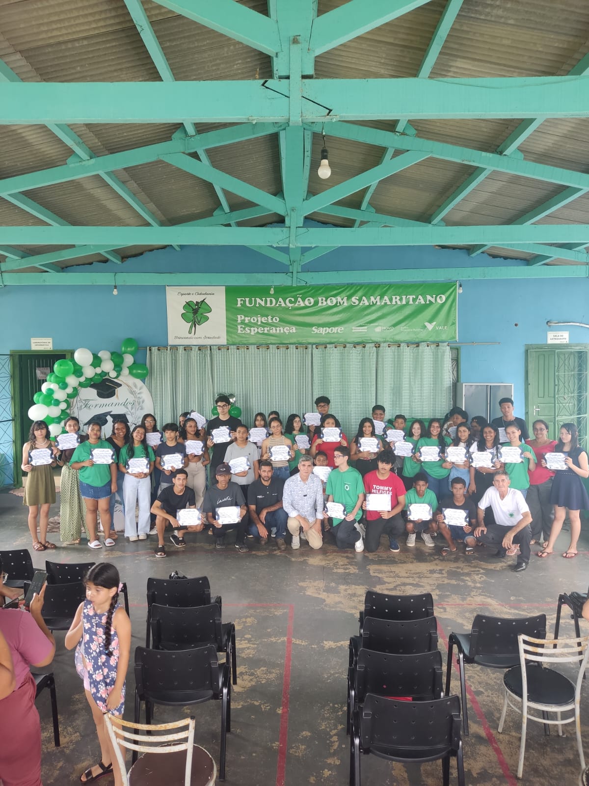 Fundação Bom Samaritano e a empresa TSA realizam formatura de mais de 80 alunos do curso de Informática