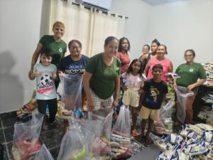 Equipe e participantes envolvidos na organização das doações da FAP 2026